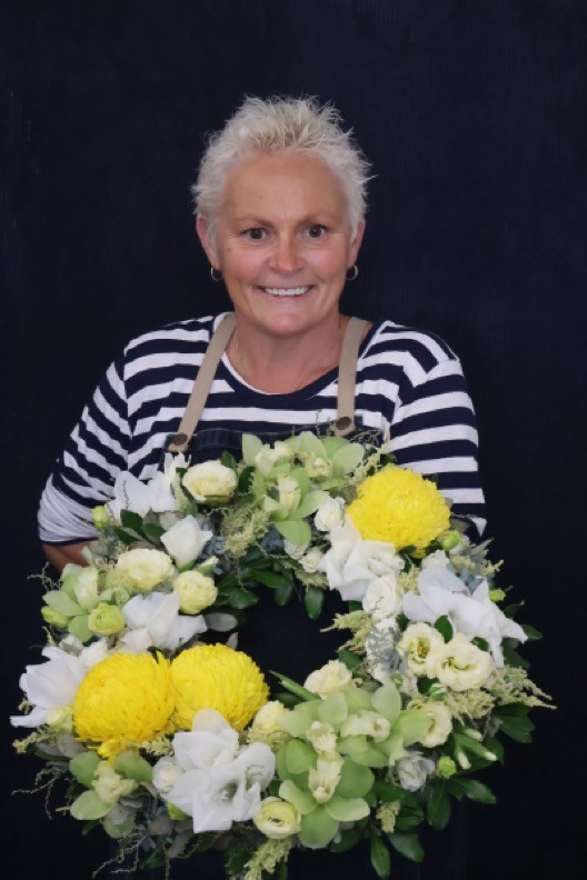 Recent Wreath | Lemon Meringue, Medium order