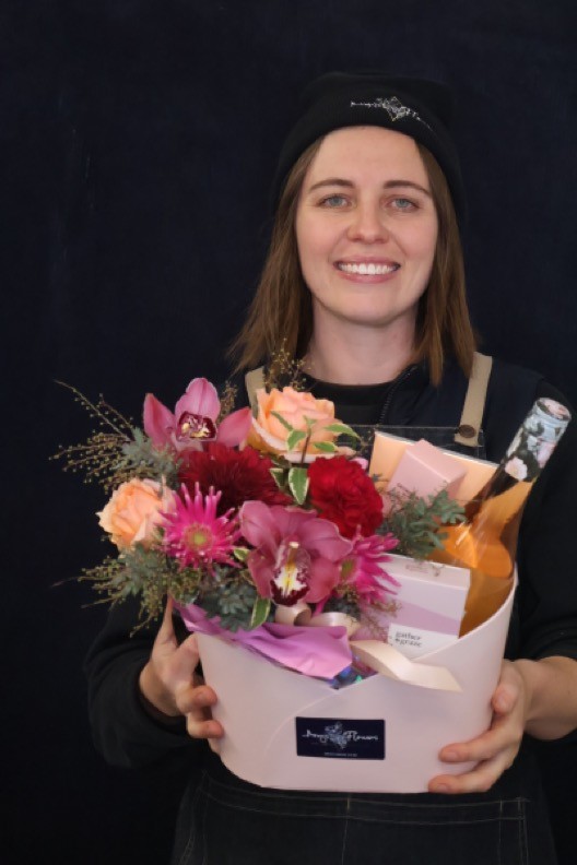 Real Gift Hamper Floral | Rosé all Day order made by Amy's Flowers