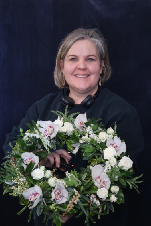 Real Wreath | Classic White and Green order made by Amy's Flowers