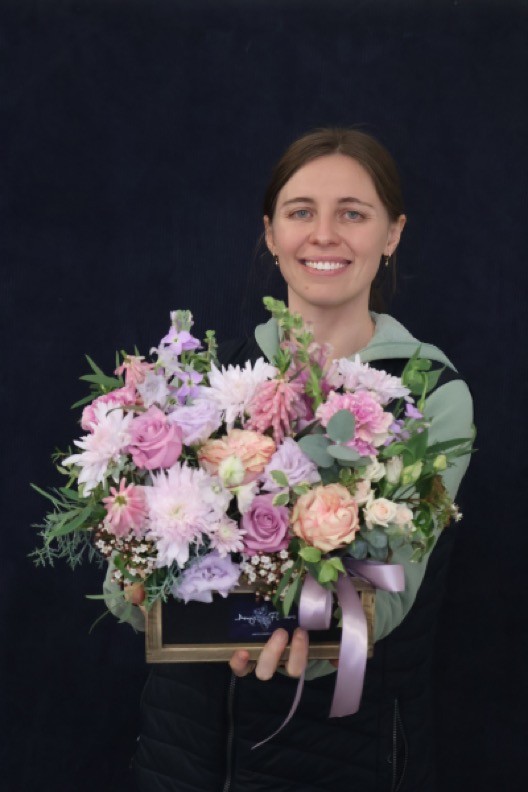 Real Crate | Bloom Box order made by Amy's Flowers