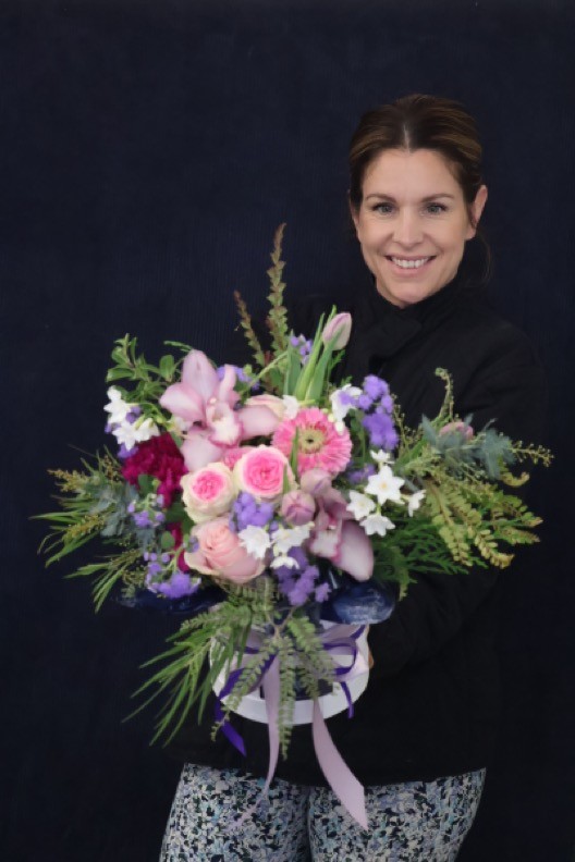 Real Hat Box | Mellow Meadow order made by Amy's Flowers