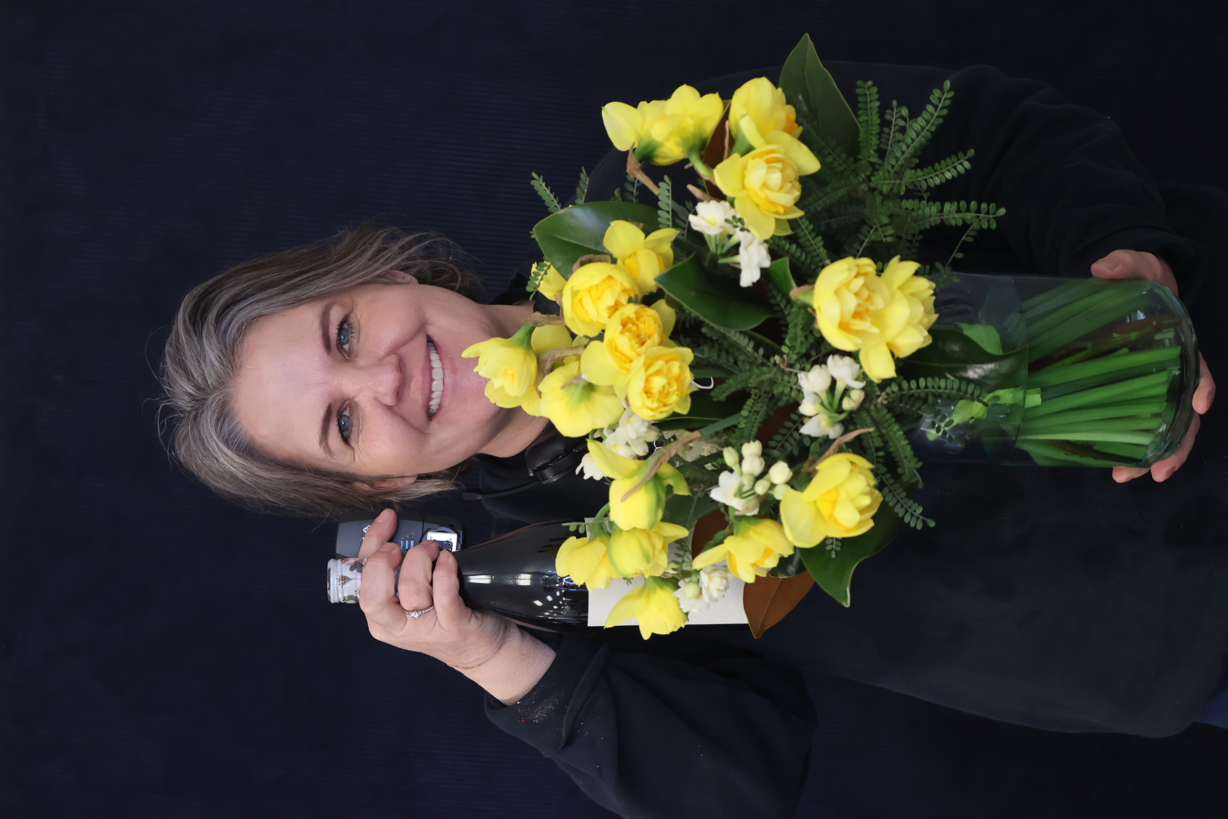 Recent Bouquet | Darling Daffodil, FREE VASE order
