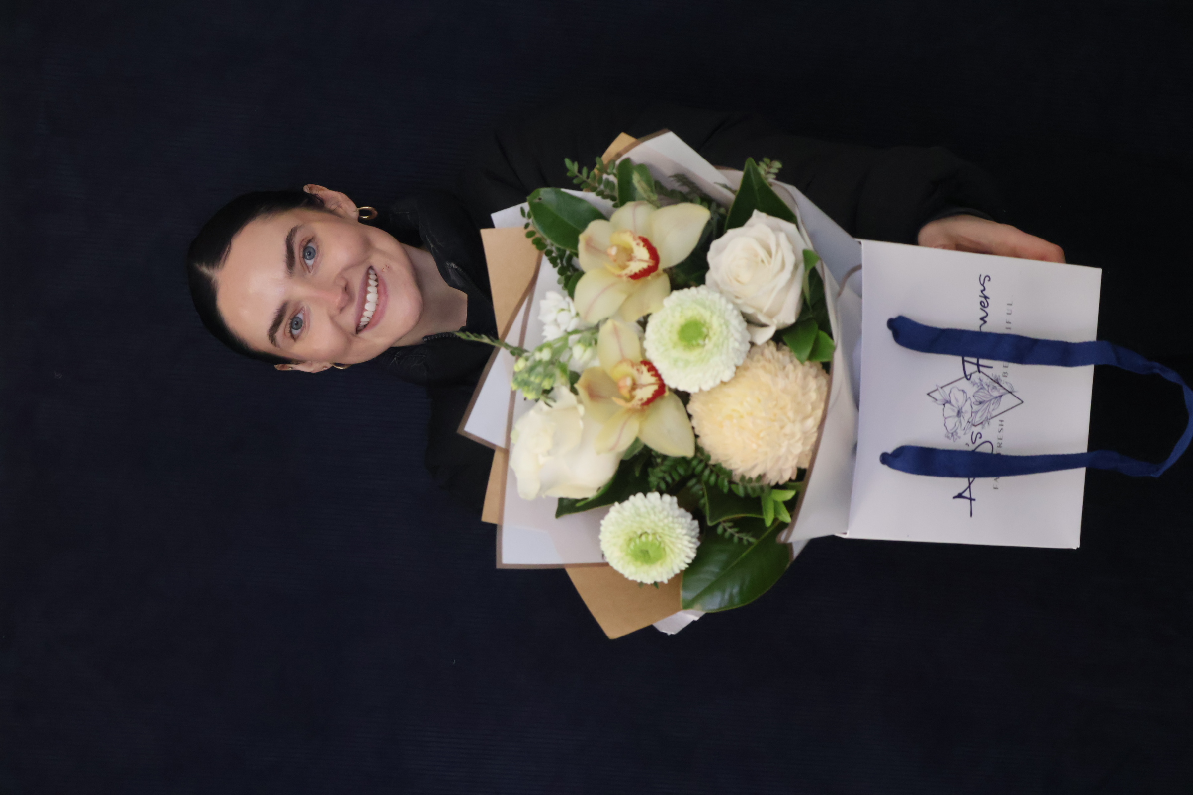Real Bouquet | Classically Yours order made by Amy's Flowers