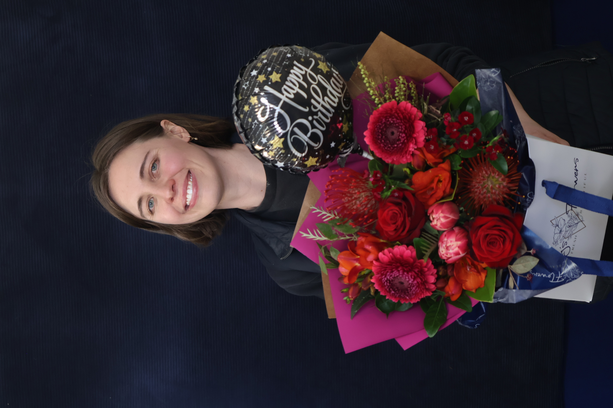 Real BEST BUY | Adore You - FREE BALLOON order made by Amy's Flowers