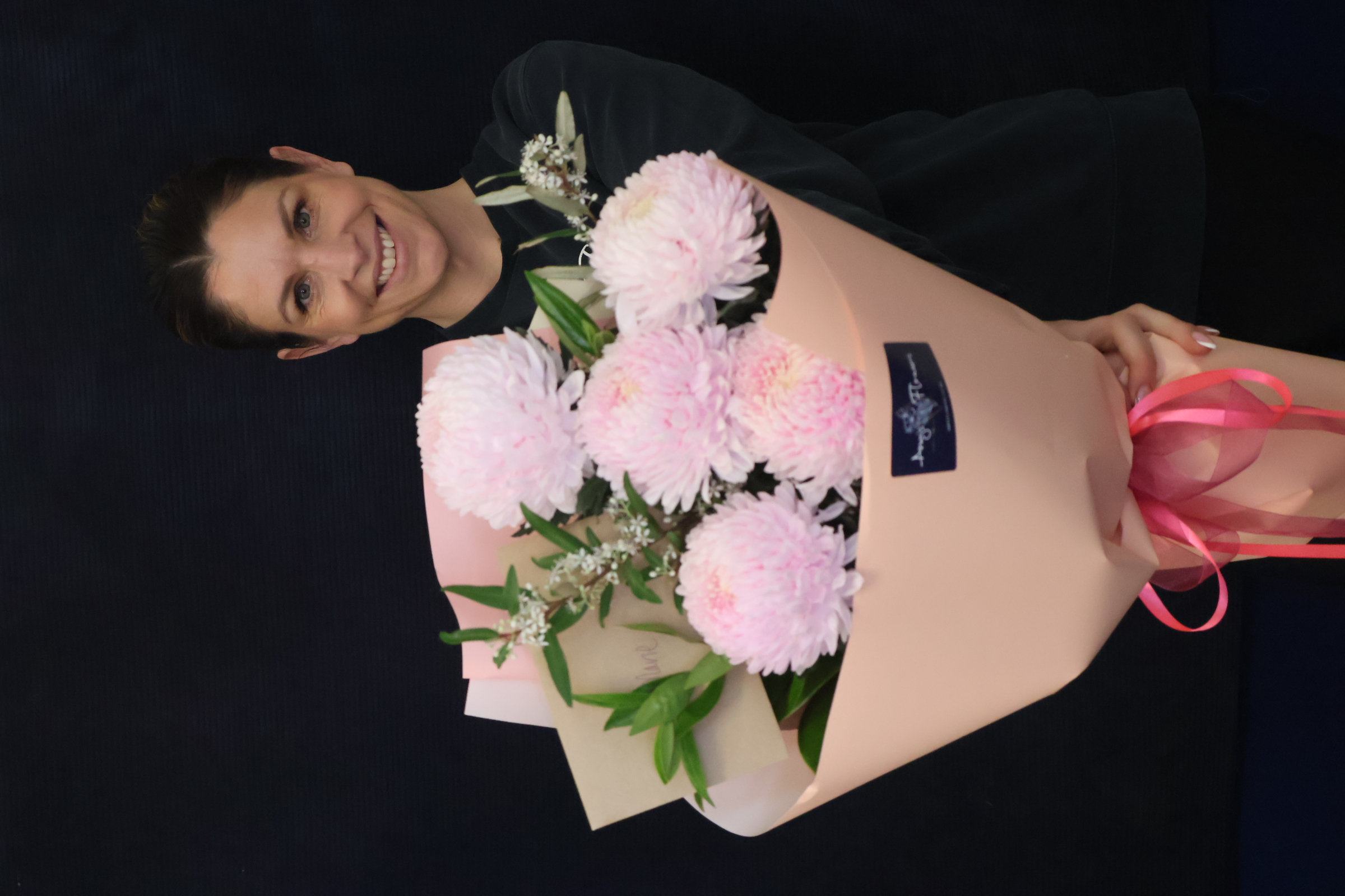 Real Bouquet | You da Pom order made by Amy's Flowers