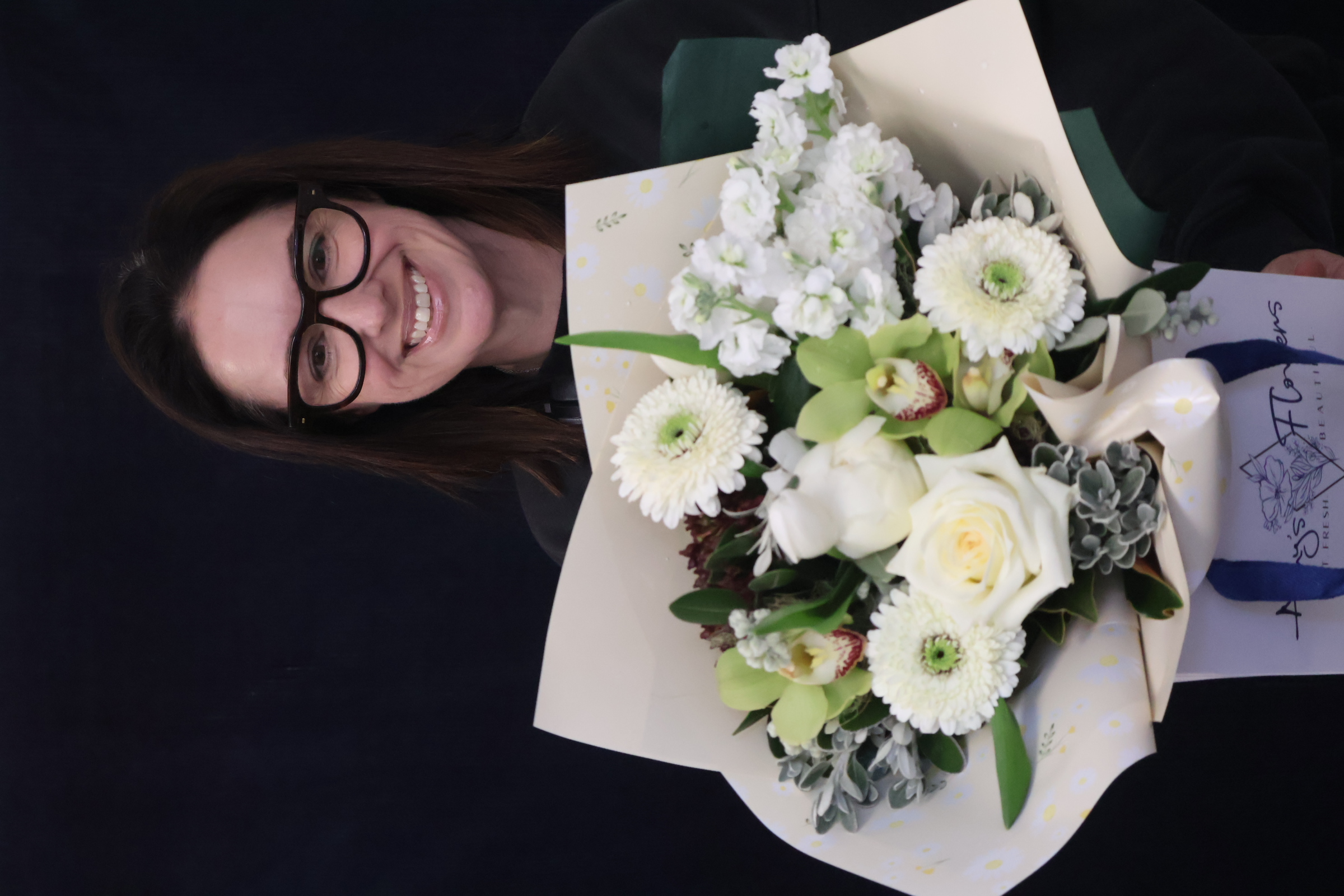 Real Bouquet | Classically Yours order made by Amy's Flowers