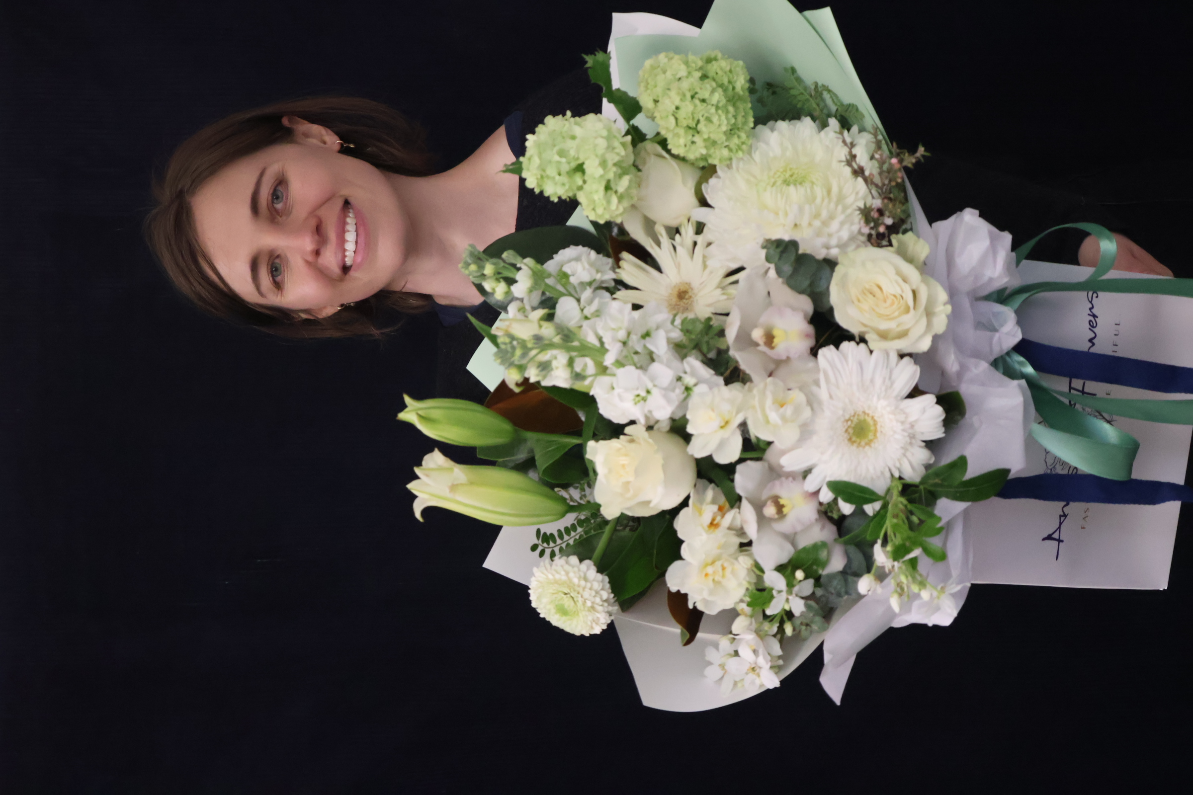 Real Bouquet | Classically Yours order made by Amy's Flowers