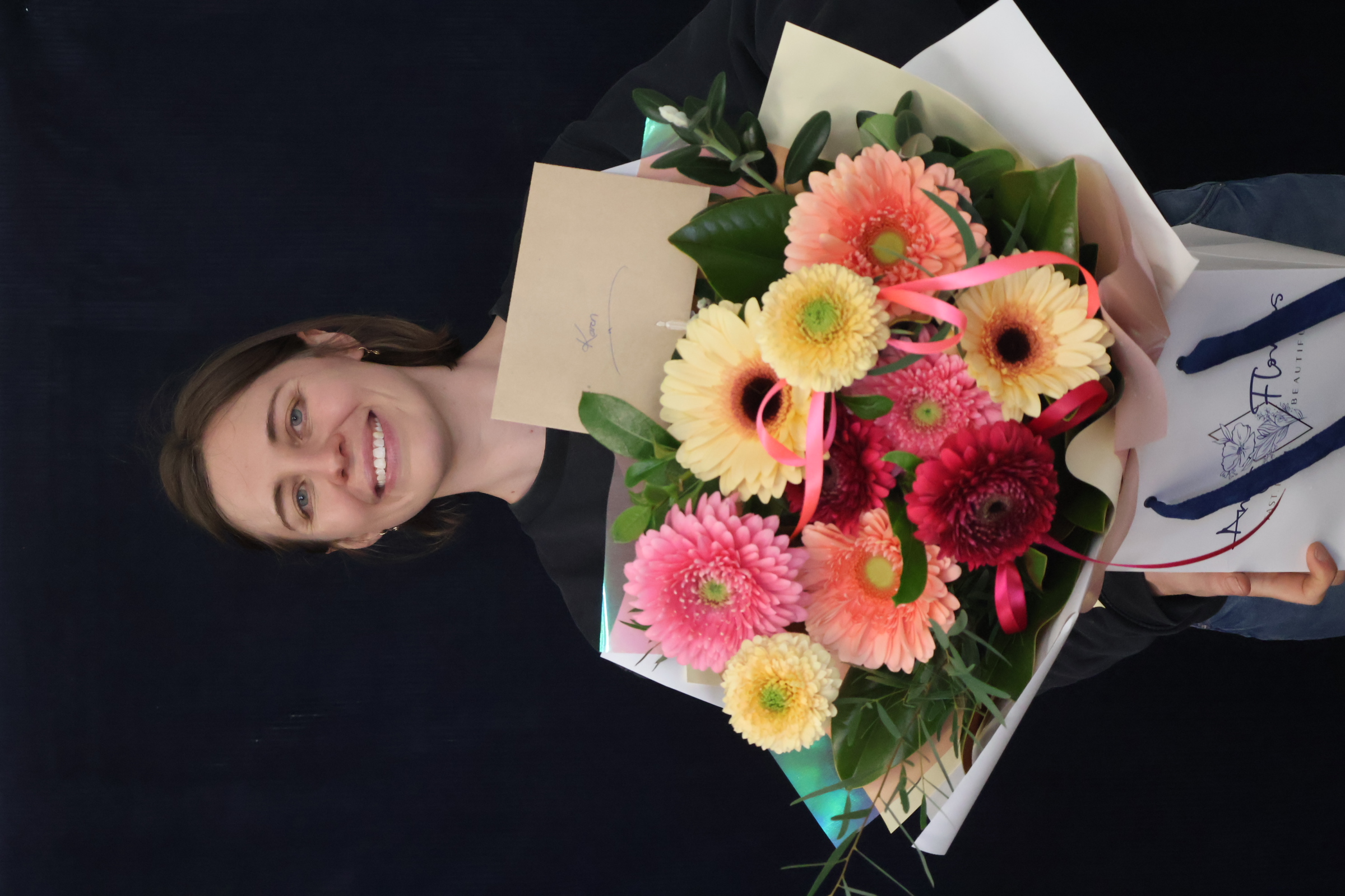 Real BEST BUY | Daisy Chain order made by Amy's Flowers